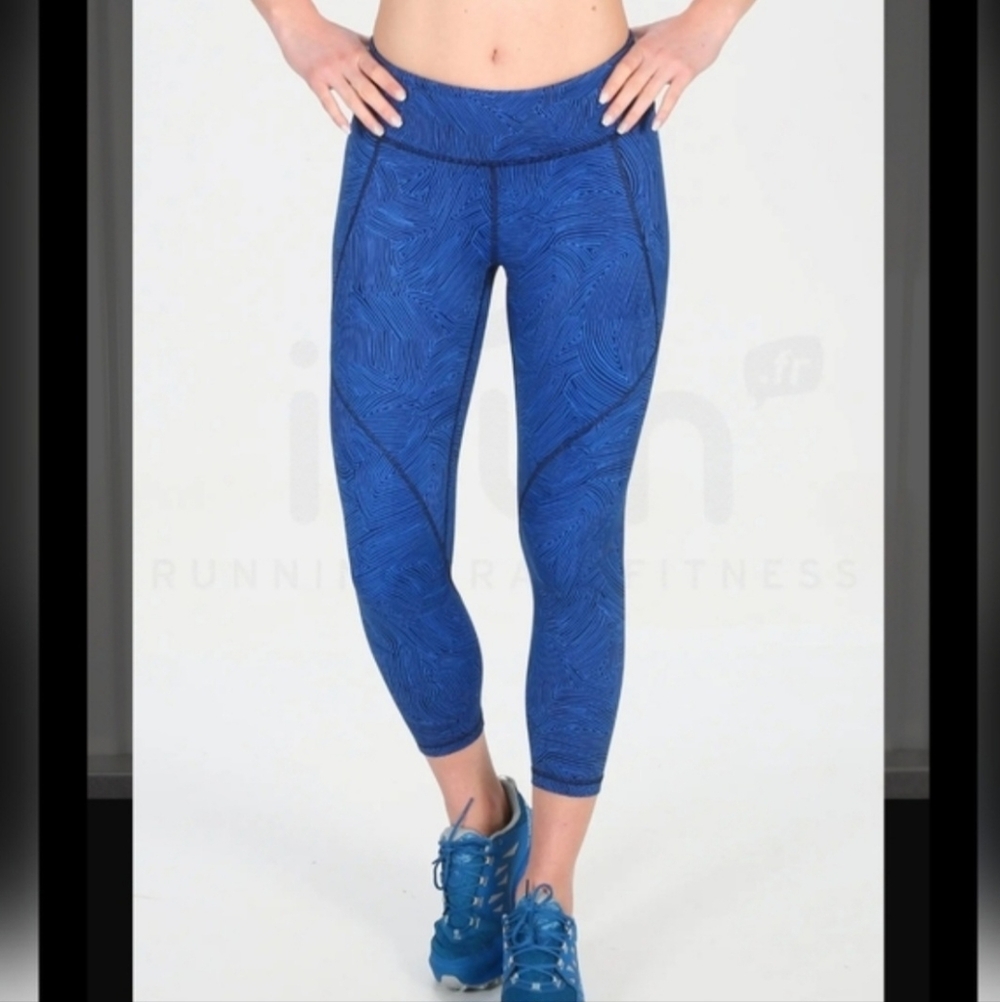 Patagonia centered‎ crop leggings Medium Blue